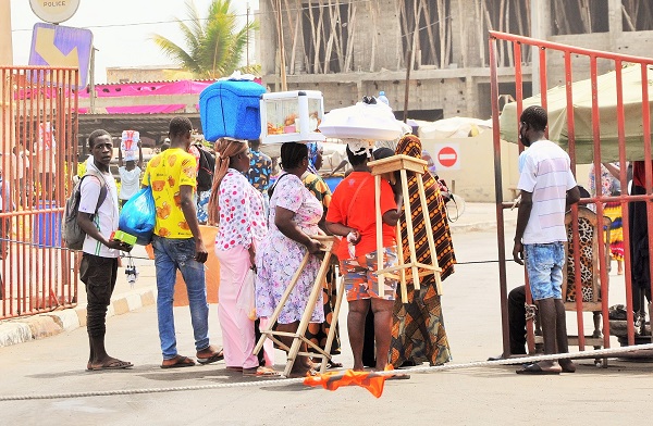 A scene at the Aflao-Lome border Aflao hawkers troop to border
